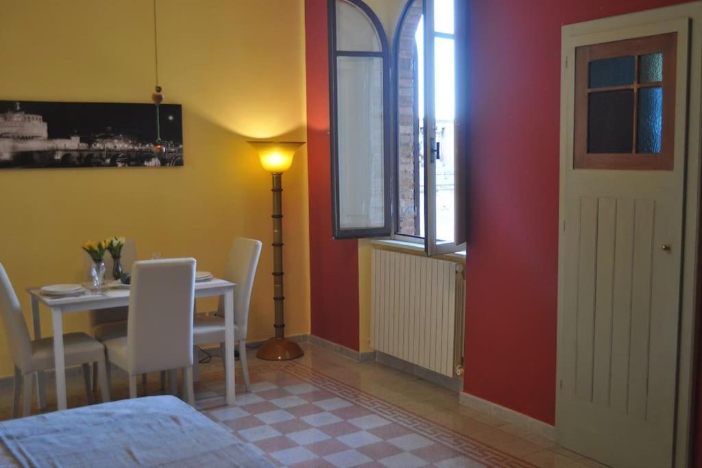 Appartement Il Profumo Del Lauro à Pérouse Extérieur photo